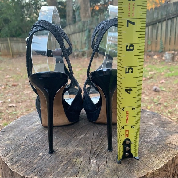 Christian Dior black Python and patent leather T strap ankle strap sandals 39 - Picture 7 of 16